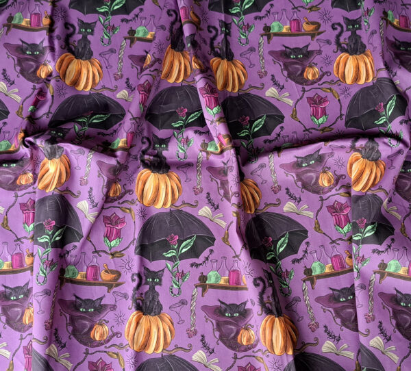Nouveau - Popeline oeko-tex imprimé en France - Motif - Sortilèges - Fond Mauve – Image 10