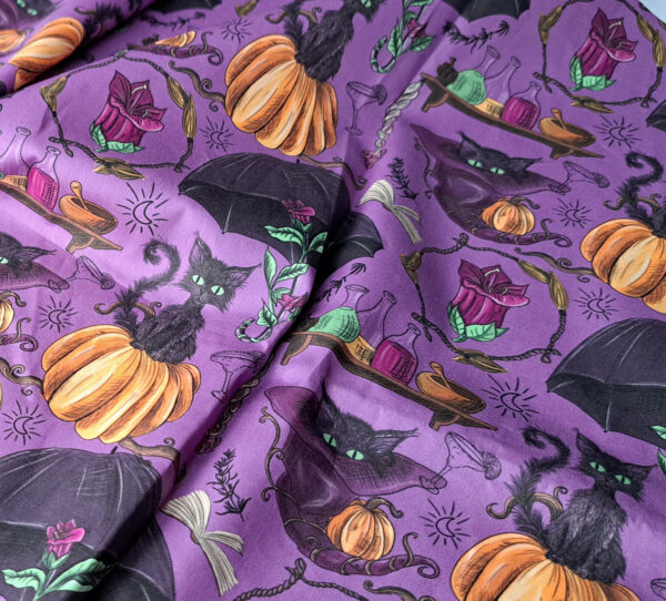 Nouveau - Popeline oeko-tex imprimé en France - Motif - Sortilèges - Fond Mauve – Image 7