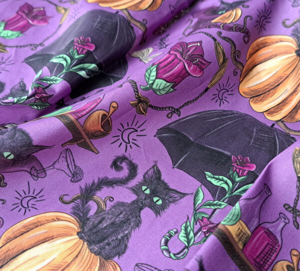 Nouveau - Popeline oeko-tex imprimé en France - Motif - Sortilèges - Fond Mauve – Image 6