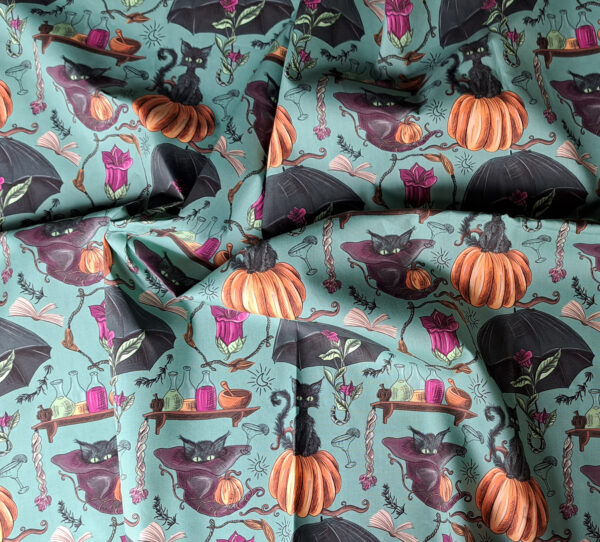 Nouveau - Popeline oeko-tex imprimé en France - Motif - Sortilèges - Fond Sauge – Image 19