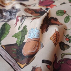 Nouveau – Popeline oeko-tex imprimé en France – Motif – Au coin du feu – Fond Ecru – Taille M