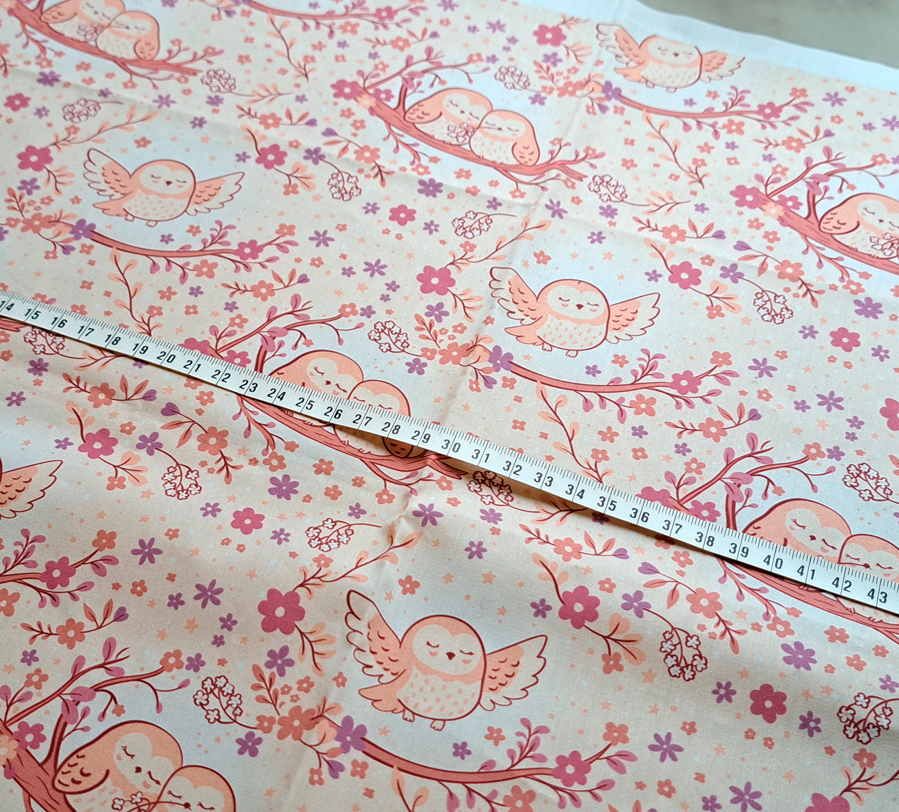 Nouveau – Popeline oeko-tex imprimé en France – Motif Au coeur de la douceur – Fond Ecru Nouveau - Popeline oeko-tex imprimé en France - Motif Au coeur de la douceur - Fond Ecru – Image 3