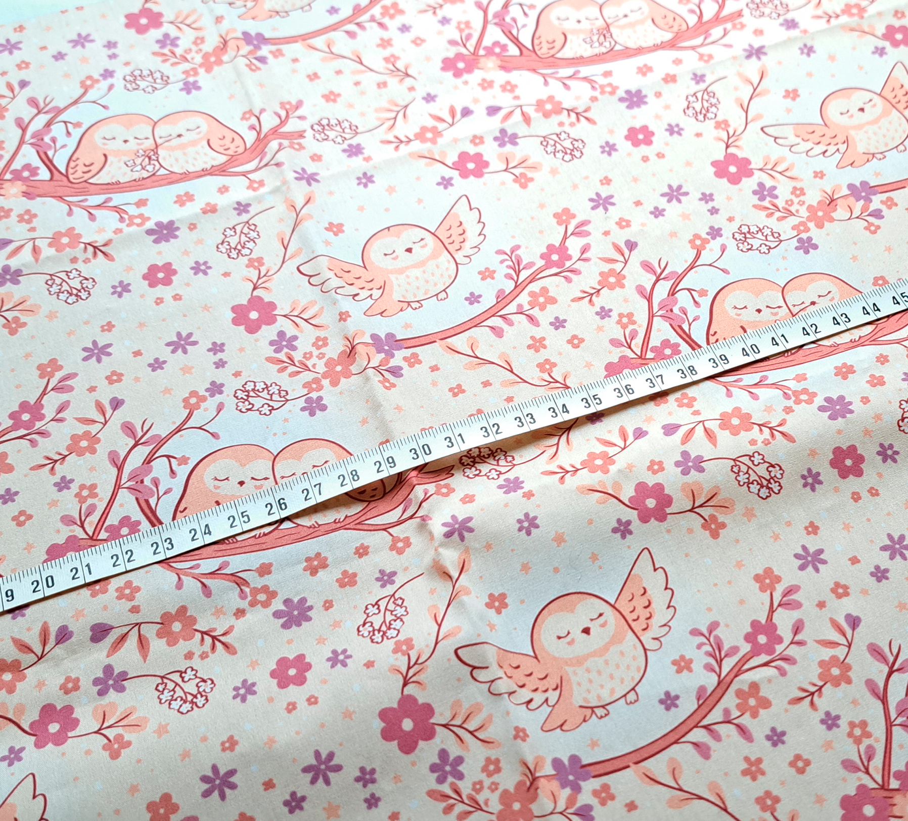 Nouveau – Popeline oeko-tex imprimé en France – Motif Au coeur de la douceur – Fond Ecru Nouveau - Popeline oeko-tex imprimé en France - Motif Au coeur de la douceur - Fond Ecru – Image 4