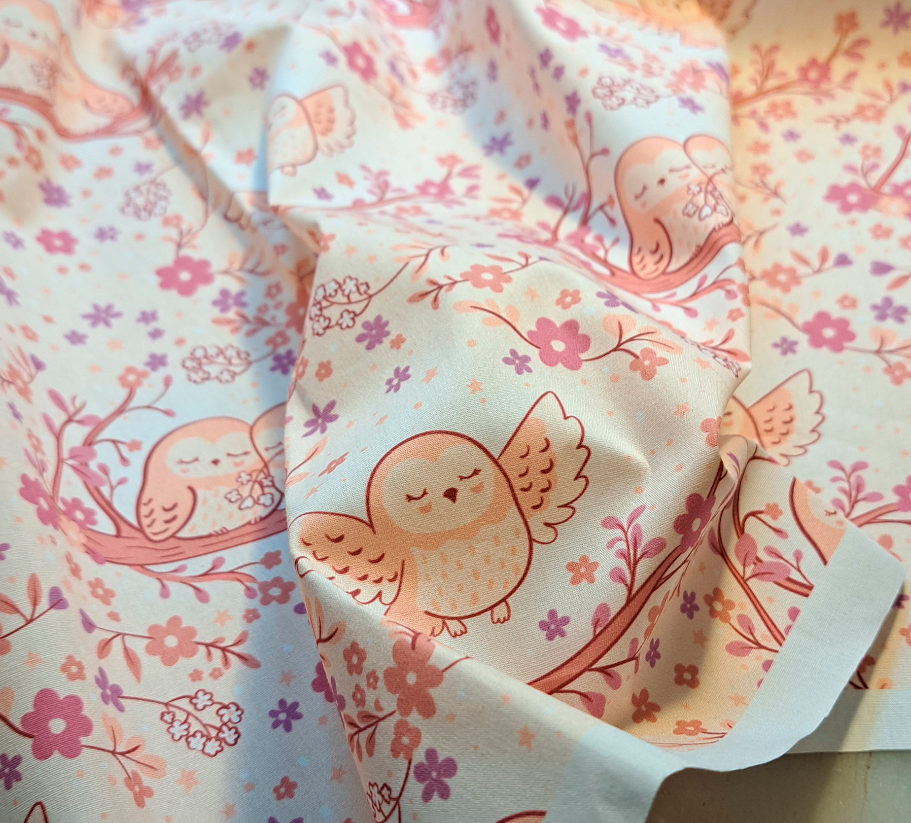 Nouveau – Popeline oeko-tex imprimé en France – Motif Au coeur de la douceur – Fond Ecru Nouveau - Popeline oeko-tex imprimé en France - Motif Au coeur de la douceur - Fond Ecru – Image 9