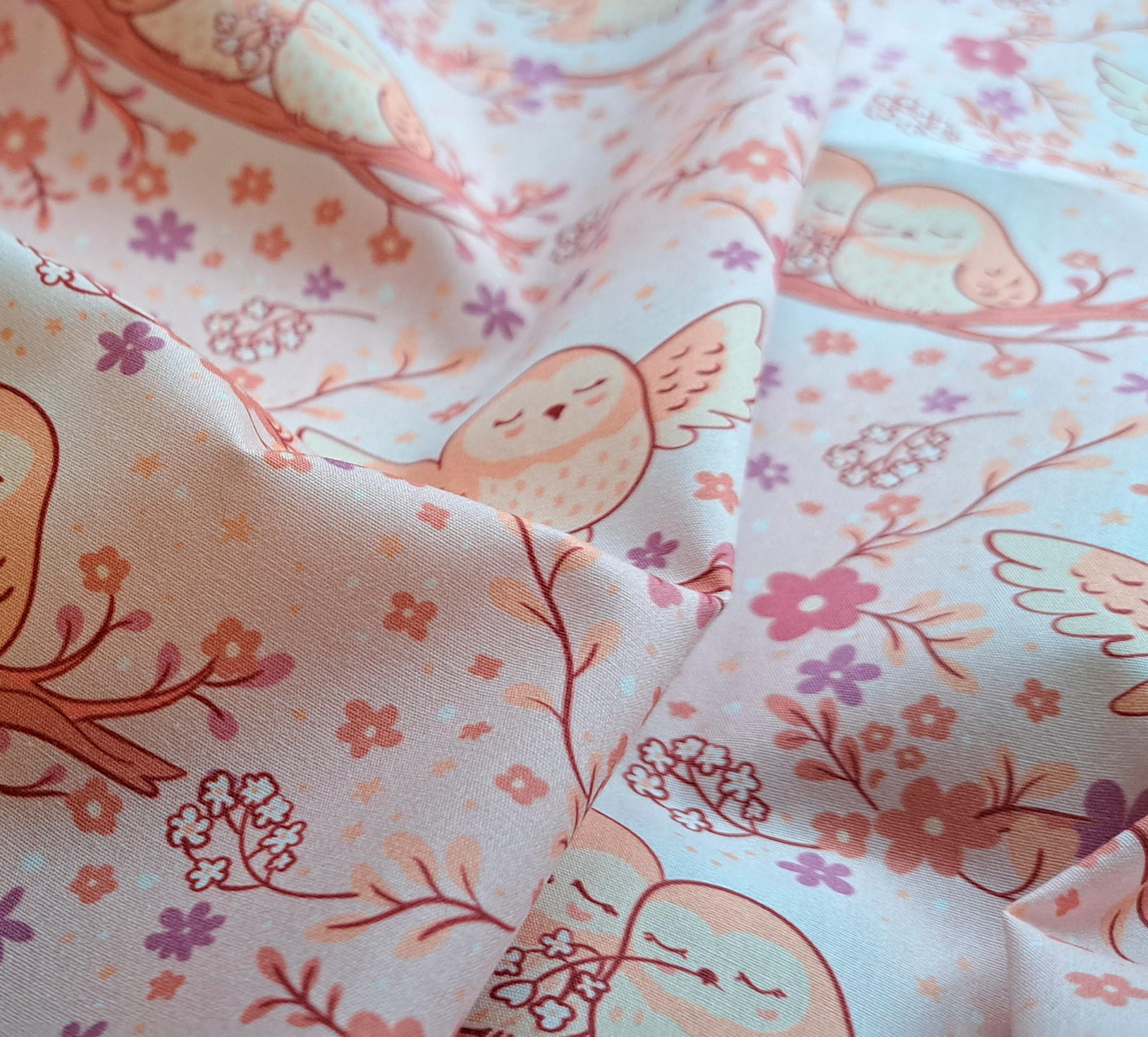 Nouveau – Popeline oeko-tex imprimé en France – Motif Au coeur de la douceur – Fond Saumon Nouveau - Popeline oeko-tex imprimé en France - Motif Au coeur de la douceur - Fond Saumon – Image 9