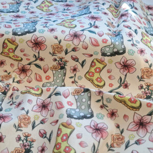 Nouveau – Popeline bio oeko-tex imprimé en France – Motif La Vie en Bottes- Fond Ecru