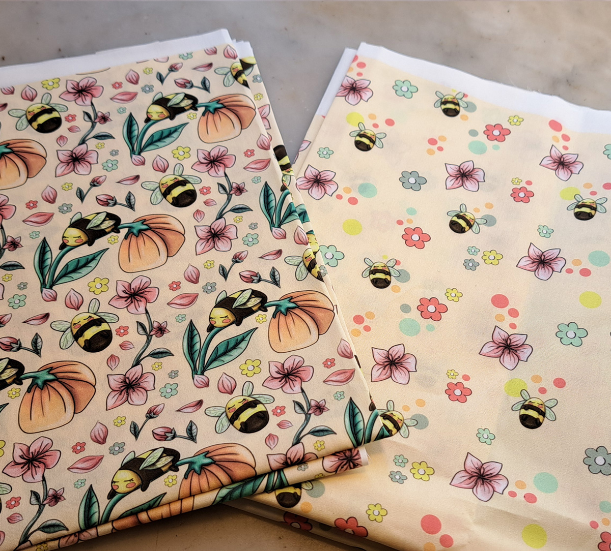 Nouveau – Popeline bio oeko-tex imprimé en France – Motif Le Bourdon Mignon- Fond Vert d’eau Nouveau - Popeline bio oeko-tex imprimé en France - Motif Le Bourdon Mignon- Fond Vert d'eau – Image 13