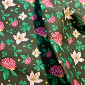 Nouveau – Popeline gots et oeko-tex imprimé en France – Motif simplifié associé Le Jardin des Fées – Fond Vert Foncé