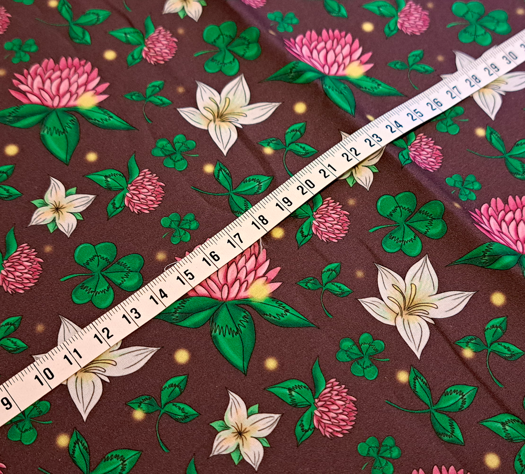 Nouveau – Popeline gots et oeko-tex imprimé en France – Motif simplifié associé Le Jardin des Fées – Fond Violet Nouveau - Popeline gots et oeko-tex imprimé en France - Motif simplifié associé Le Jardin des Fées - Fond Violet – Image 2