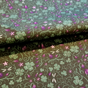 Nouveau – Popeline gots et oeko-tex imprimé en France – Motif La magie des Libellules – Fond Vert Foncé