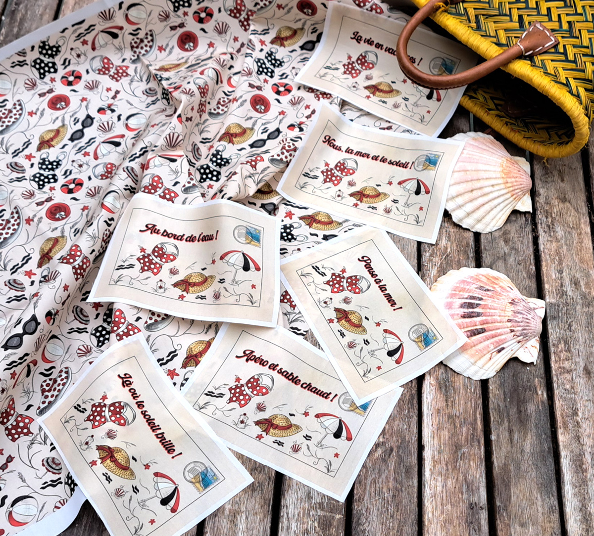 Nouveau – Coupon Carte Postale textile – Popeline — Les Etés Insouciants – Multicolore | Motif rétro et lumineux